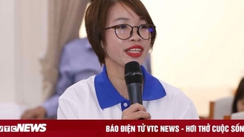 Cô giáo vùng cao rưng rưng kể về học trò ngã rách đầu gối vẫn cười, sợ lỡ học