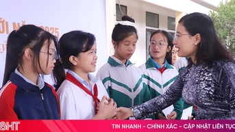 បុរសត្រូវនាំមុខក្នុងការការពារស្ត្រី និងក្មេងស្រី។