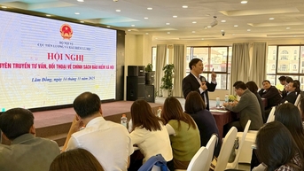 Cục Tiền lương và BHXH làm việc với doanh nghiệp Lâm Đồng về chính sách mới