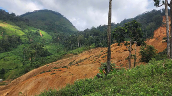 Sạt lở nghiêm trọng tại thôn Pứt (Đà Nẵng)