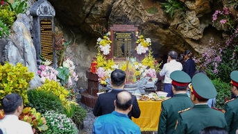 Khánh thành công trình tôn tạo hang Tám Cô - Đường 20 Quyết thắng