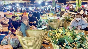Gia Lai: Giá rau, củ ở các chợ dân sinh tăng sau bão