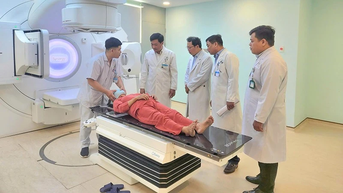 Vĩnh Long triển khai kỹ thuật xạ trị điều trị ung bướu đầu tiên tại tuyến tỉnh