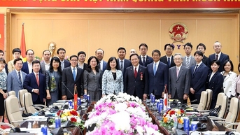 Bộ trưởng Đào Hồng Lan hội đàm song phương với Thống đốc tỉnh Kanagawa, thúc đẩy hợp tác y tế Việt Nam - Nhật Bản