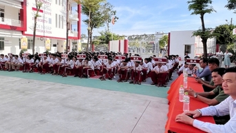 Hơn 200 học sinh được tuyên truyền phòng, chống tội phạm lừa đảo qua mạng xã hội