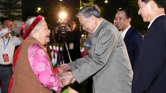 Tổng Bí thư: Đoàn kết để dựng xây non sông bền vững muôn đời