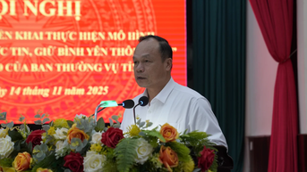 Gia Lai ផ្តល់រង្វាន់ដល់សមូហភាព និងបុគ្គលជាច្រើនសម្រាប់ការអនុវត្តគំរូ "ត្រឡប់ទៅរកជំនឿ ដើម្បីរក្សាភូមិ និងភូមិឱ្យមានសន្តិភាព"