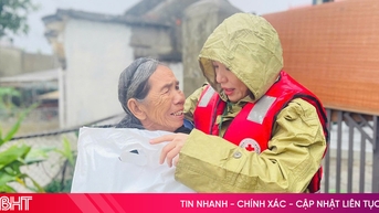 Có một Hà Tĩnh nghĩa tình trong bão lũ