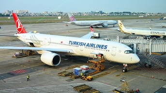 ក្រុមហ៊ុនអាកាសចរណ៍អន្តរជាតិជាច្រើនកំពុងបង្កើនល្បឿនចូលប្រទេសវៀតណាម តើស្តង់ដារសេវាកម្មត្រូវបានលើកឡើងយ៉ាងដូចម្តេច?