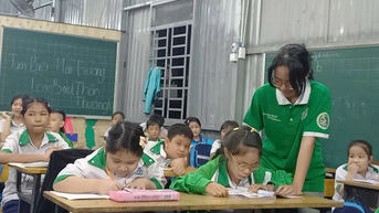 Hành trình 15 năm của lớp học tình thương Long Bửu