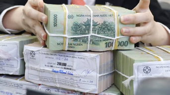 Nhiều ngân hàng giảm lãi suất, tiếp sức khách hàng phục hồi sau bão, lũ