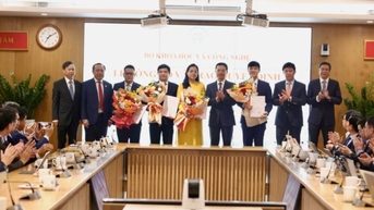 Bộ Khoa học và Công nghệ công bố các quyết định về công tác nhân sự