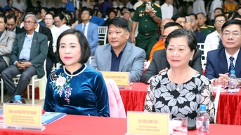 Phó Chủ tịch Quốc hội Nguyễn Thị Thanh dự Giao lưu sinh viên Việt Nam – Campuchia