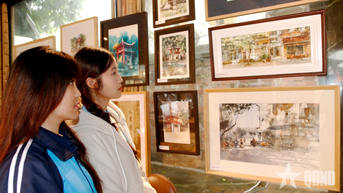 Rực rỡ sắc màu Hà Nội