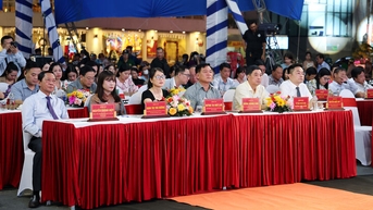 Khai mạc Liên hoan Nghệ thuật quần chúng khu dân cư toàn quốc năm 2025 tại An Giang