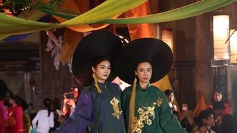 Đêm thời trang David Minh Đức mở đầu cho chuỗi hoạt động di sản tại phố cổ Hà Nội