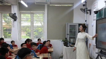 បេះដូងគ្រូបង្រៀន - អ្វីមួយដែល AI មិនអាចជំនួសបាន។