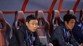 HLV Choi Won-kwon và Thanh Hóa chấm dứt hợp đồng vì tài chính: Mai Xuân Hợp lên thay