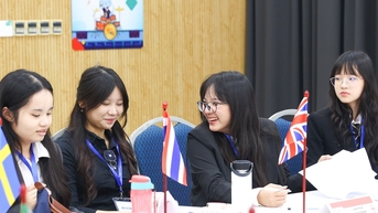 Nhiều học sinh, sinh viên rất giỏi và thông minh nhưng vẫn bị lừa đảo trên mạng