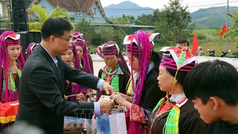 Chăm lo an sinh xã hội, bảo đảm mọi người dân tiếp cận dịch vụ thiết yếu