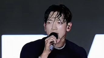 Bi Rain 'đốt cháy' ngày mở màn Waterbomb TP.HCM, khẳng định đẳng cấp huyền thoại K-pop