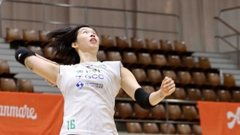 Thanh Thúy tiếp tục chơi hay khiến 2 sao bóng chuyền Thái Lan ngậm ngùi