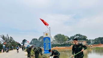 មនុស្សជាង 500 នាក់ "បានដើរតាមផ្លូវ" ដើម្បីសម្អាតបរិស្ថាននៅក្នុងឃុំ Phu Nghia