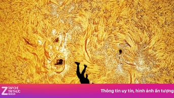 Ảnh chụp người nhảy dù phía trước Mặt Trời gây sửng sốt