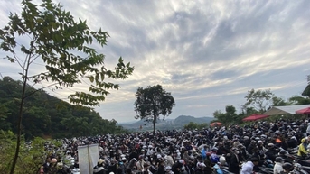 រដូវបរបាញ់ពពក Ba Vi៖ បទពិសោធន៍ក្នុងការជៀសវាងការកកស្ទះចរាចរណ៍ និងការថតរូបដ៏ស្រស់ស្អាត