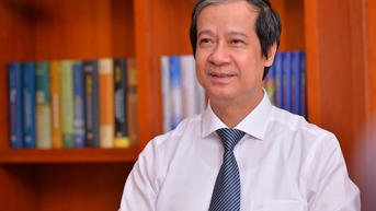 Bộ trưởng Bộ GD-ĐT Nguyễn Kim Sơn: Giáo viên là nền tảng, trụ cột của giáo dục