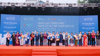 Giao lưu trình diễn Nghi lễ và trò chơi Kéo co - Di sản văn hóa phi vật thể đại diện của nhân loại