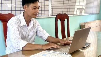 គ្រូបង្រៀនវ័យក្មេងឧទ្ទិសដល់អាជីព "មនុស្សរីកចម្រើន"