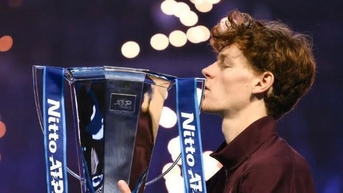 Sinner បិទភាពច្របូកច្របល់ឆ្នាំ 2025 ជាមួយនឹងចំណងជើង ATP Finals