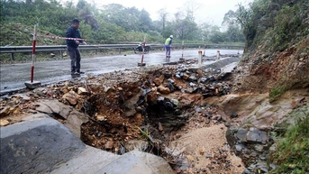 តំបន់កណ្តាលដែលប្រឈមនឹងគ្រោះទឹកជំនន់ និងការរអិលបាក់ដី ភាគខាងជើងចូលដល់ត្រជាក់ខ្លាំង