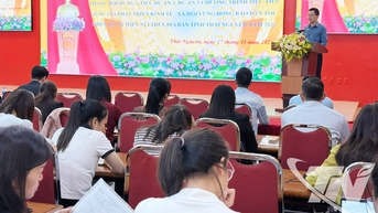 Bổ trợ kiến thức công tác dân tộc cho cán bộ cơ sở