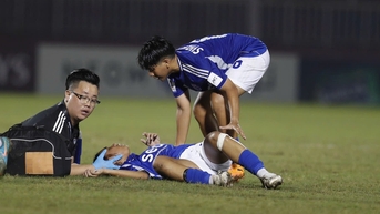 កីឡាករ​សិង្ហបុរី​បាន​សន្លប់​ក្នុង​ការ​ប្រកួត​ជាមួយ​ក្លឹប​នារី HCMC៖ ឥឡូវ​ដឹង​ខ្លួន​ហើយ ជីវិត​មិន​មាន​គ្រោះ​ថ្នាក់​ទេ។