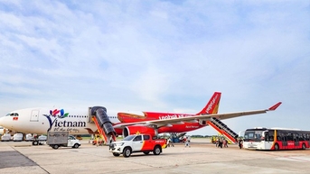 Vietjet tự phục vụ mặt đất: Tỉ lệ đúng giờ tại sân bay Tân Sơn Nhất dẫn đầu toàn ngành, sẵn sàng cho mùa cao điểm cuối năm