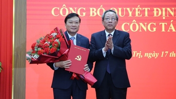 Chủ tịch UBND tỉnh Nghệ An giữ chức Phó bí thư Tỉnh ủy Quảng Trị