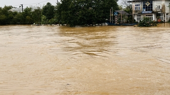 ត្រូវ​សកម្ម​មិន​ប្រកាន់​និន្នាការ​ដោយ​ទឹកជំនន់