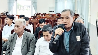 HĐND thành phố Huế lắng nghe ý kiến cử tri tại phường Phong Phú