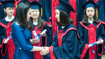 Lời chúc ngày 20/11 cho mẹ là giáo viên ý nghĩa năm 2025