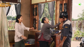 ក្រោយ​ពី​ត្រូវ​គេ​ទះ​កំផ្លៀង ថៃ ហូ ក៏​បាន​ឮ​ពាក្យ​ស្តី​បន្ទោស​ដោយ​គ្មាន​មេត្តា។