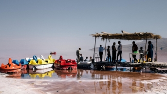 Iran 'gieo mây' để ứng phó với siêu hạn hán