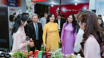 Sao Thái Dương đồng hành cùng Online Friday 2025 kiến tạo niềm tin số