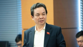 កង្វល់ជាច្រើនមុនពេលអនុវត្តសំណុំសៀវភៅសិក្សាដែលបង្រួបបង្រួម