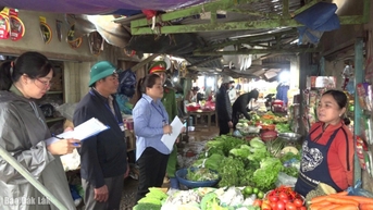 Xã Pơng Drang: Vận động tiểu thương bàn giao mặt bằng xây dựng dự án công viên cây xanh