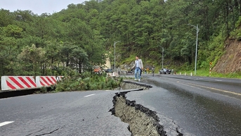Mưa lớn kéo dài gây sạt lở, ngập nước nhiều tuyến quốc lộ tại Lâm Đồng