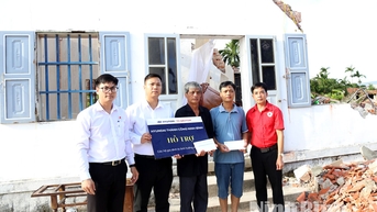 Ninh Bình hỗ trợ hơn 24,5 tỷ đồng xây mới, sửa chữa nhà cho hộ dân bị thiệt hại do bão số 10 và lốc xoáy
