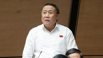 "Buộc taxi phải trang bị ghế an toàn cho trẻ là cứng nhắc, bất khả thi"