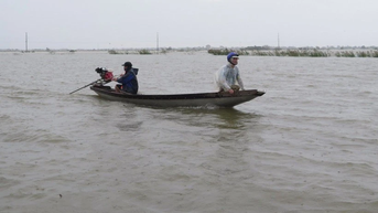 Lũ trên sông Hương, sông Bồ dâng cao, hàng nghìn ngôi nhà ở Huế bị ngập lụt